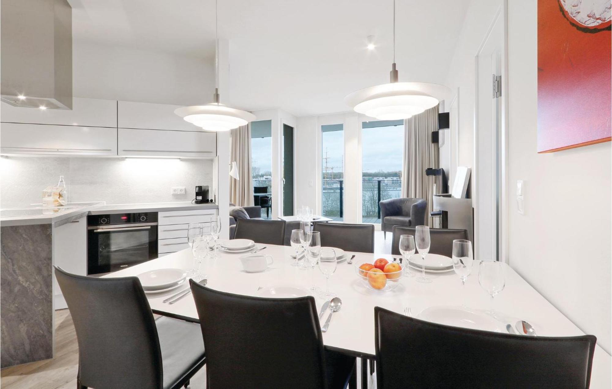Cozy In Travemuende With Wifi Apartment